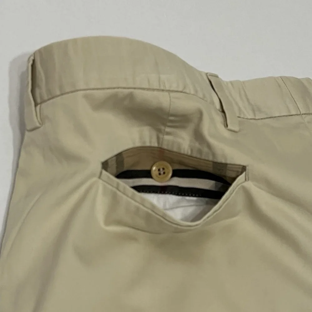Burberry Golf Pleated Khaki Shorts Cotton Classic Fit Men Size 36 Excellent Cond